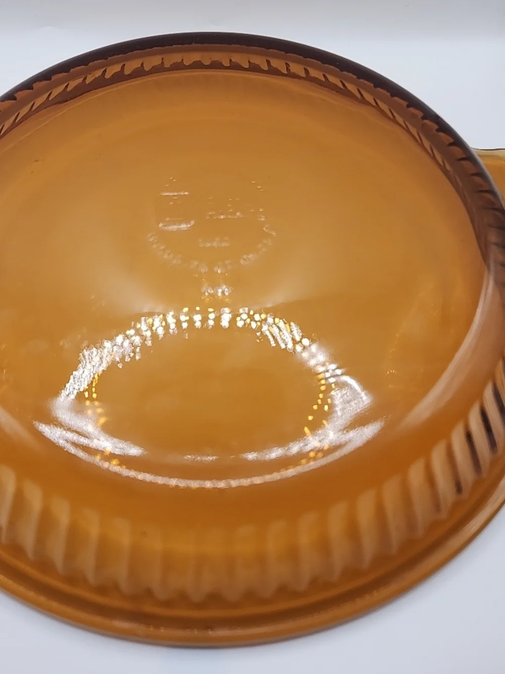 Anchor‎ Hocking Amber Glass pie dish 1460 9in